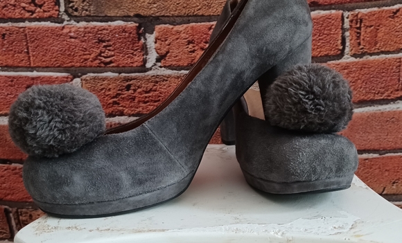 FUN Jeffrey Campbell HEELS - Picture 2 of 12